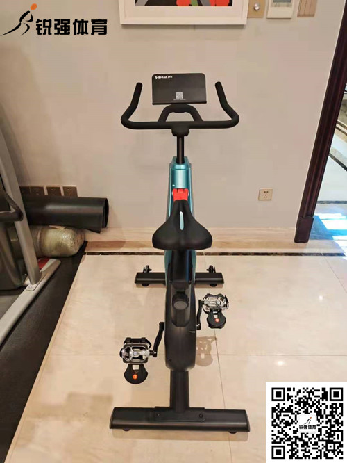 淄博某小區業(yè)主選擇我們提供的動(dòng)感單車(chē)