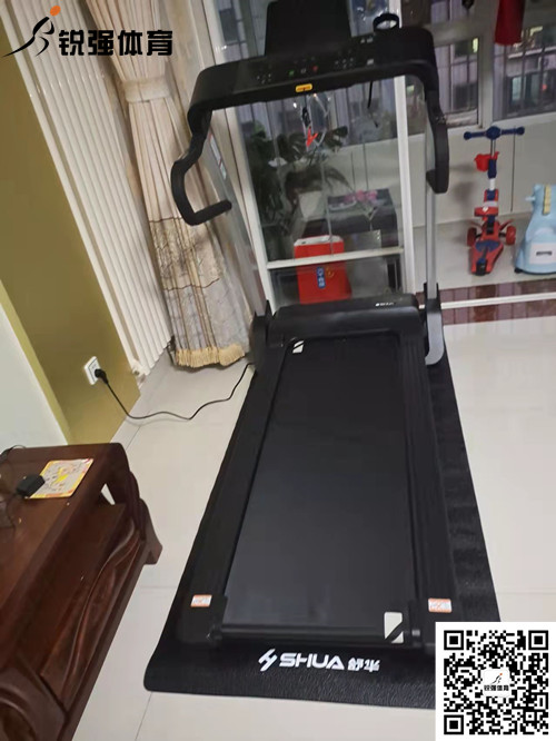 濟南某小區業(yè)主選購的舒華跑步機
